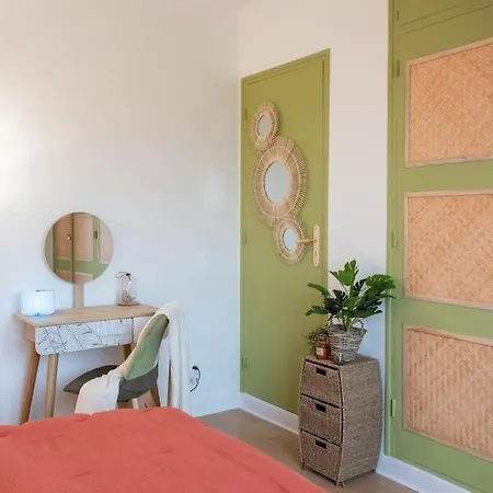 Apartment C5 - 2 Bdr Blvd Carnot - 10 Min Palais - Ac & Terrace Sea View Cannes